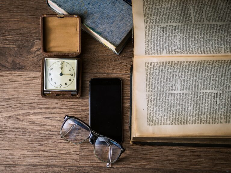 Project-Based Learning in Social Studies: Connecting Learning to Real-World Issues